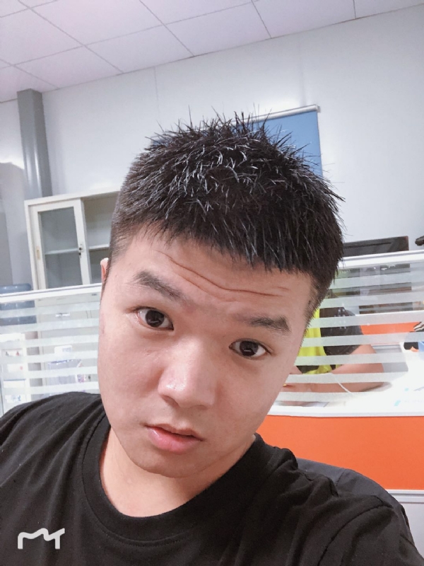 不忘初心的第一张照片--湖北交友中心