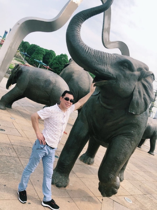 朝望大海的第三张照片--湖北交友中心