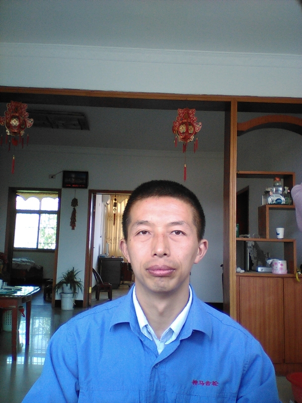 红玫瑰的第一张照片--湖北交友中心