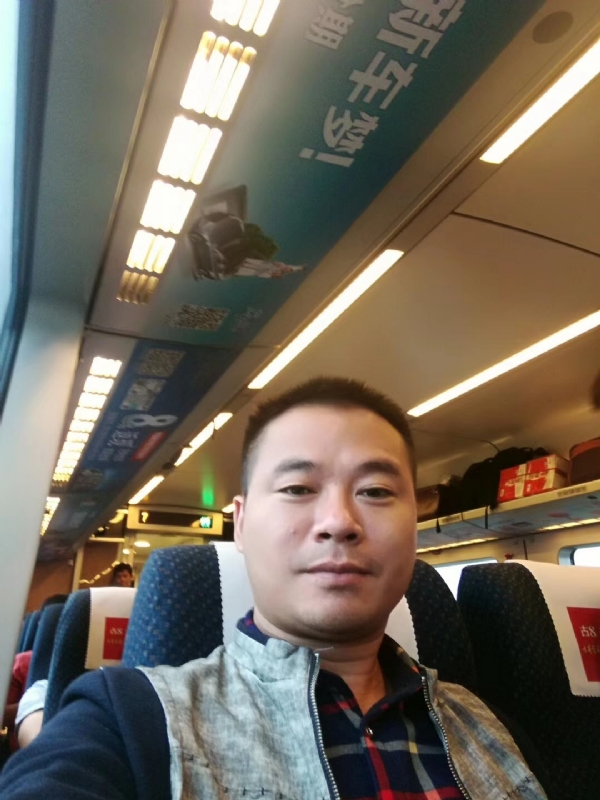 等爱的人的第一张照片--湖北交友中心