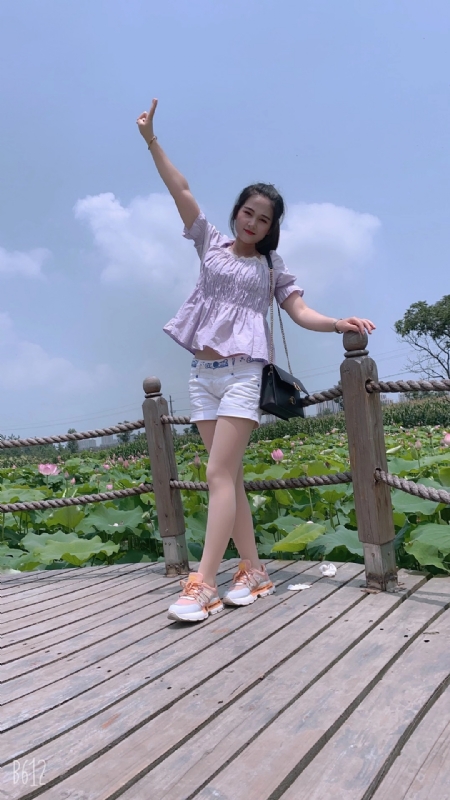 秋水伊人的第三张照片--湖北交友中心