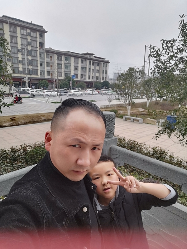 浩瀚宇宙的第一张照片--湖北交友中心