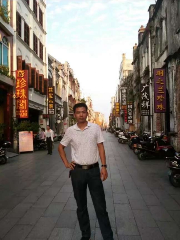 爱生活爱健康的第一张照片--湖北交友中心