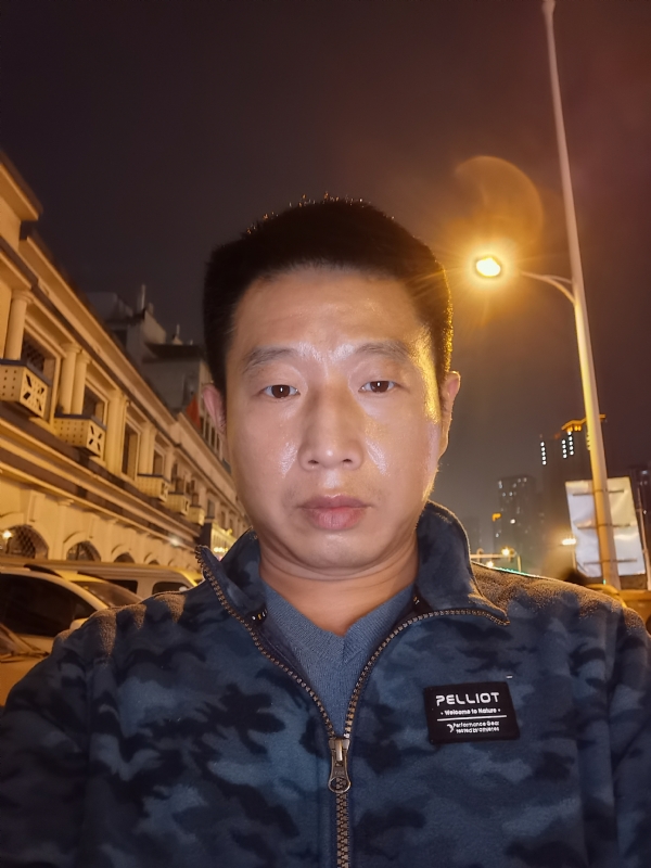 偷偷说的第二张照片--湖北交友中心