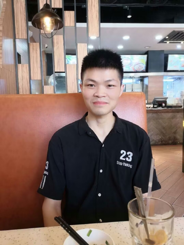 Mickey的第一张照片--湖北交友中心